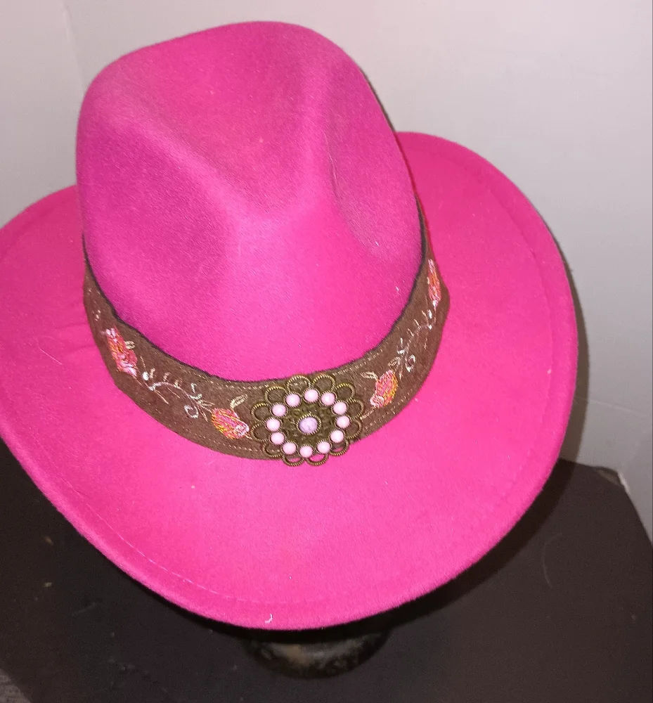Pink Fedora Hat with Embroidered Band - Picture 3 of 5